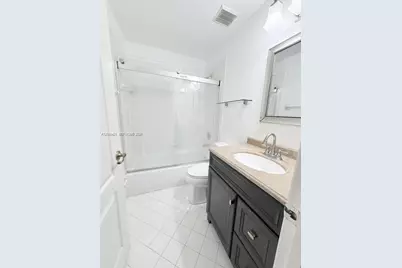 11612 NW 50th Ter #11612, Doral, FL 33178 - Photo 14