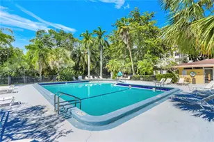 17890 W Dixie Hwy, North Miami Beach, FL 33160 - Photo 6