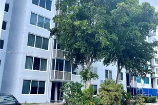 17890 W Dixie Hwy, North Miami Beach, FL 33160 - Photo 30