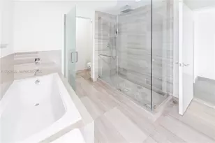 350 Ocean Dr, Key Biscayne, FL 33149 - Photo 22