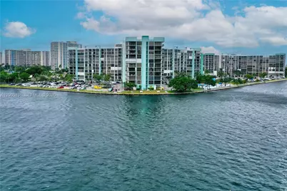 200 E Leslie Dr #329, Hallandale Beach, FL 33009 - Photo 4