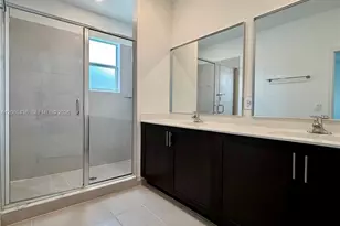 2685 SE 13th Ct, Homestead, FL 33035 - Photo 12