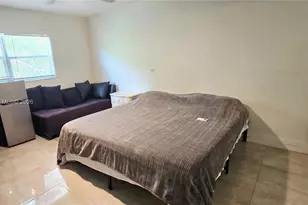 935 NE 149th St, Miami, FL 33161 - Photo 24