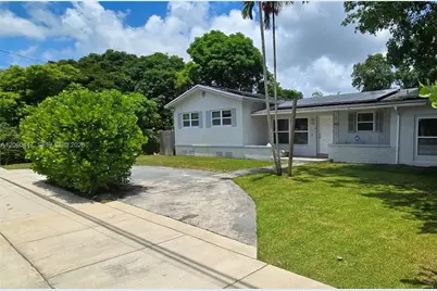 935 NE 149th St, Miami, FL 33161 - Photo 2