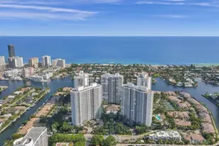 21205 Yacht Club Dr, Aventura, FL 33180 - Photo 2
