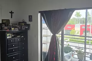 13500 NE 3rd Ct, North Miami, FL 33161 - Photo 12