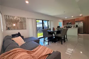 1163 NW 2nd St, Florida City, FL 33034 - Photo 4
