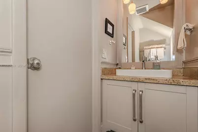 9204 S Chelsea Dr S, Plantation, FL 33324 - Photo 18