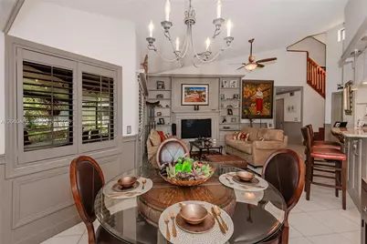 9204 S Chelsea Dr S, Plantation, FL 33324 - Photo 8