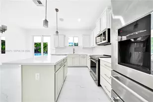 21101 SW 132nd Ct, Miami, FL 33177 - Photo 14