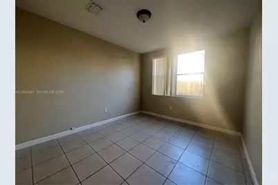 3360 NE 14th Dr #104-30, Homestead, FL 33033 - Photo 12