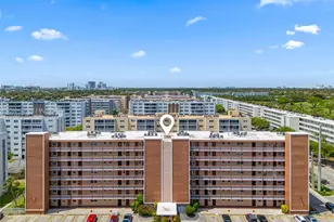 301 NE 14th Ave, Hallandale Beach, FL 33009 - Photo 32