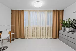 301 NE 14th Ave, Hallandale Beach, FL 33009 - Photo 22