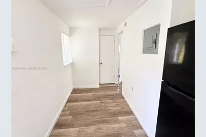2160 NW 29th St #6, Oakland Park, FL 33311 - Photo 6