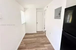 2160 NW 29th St, Oakland Park, FL 33311 - Photo 6