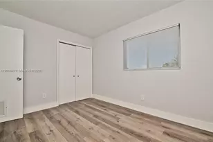 2330 NW 11th St, Miami, FL 33125 - Photo 14