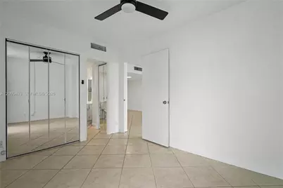 20335 W Country Club Dr #1702, Aventura, FL 33180 - Photo 24