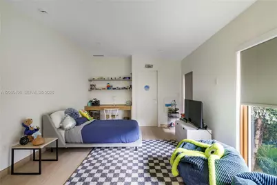 3600 Stewart Ave, Miami, FL 33133 - Photo 12