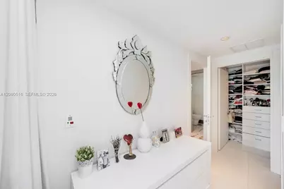 200 Biscayne Boulevard Way #4006, Miami, FL 33131 - Photo 22