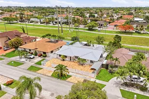 323 NW 136th Pl, Miami, FL 33182 - Photo 2