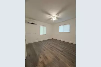 1035 Atlantic Ave, Opa Locka, FL 33054 - Photo 10