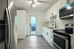 1035 Atlantic Ave, Opa-Locka, FL 33054 - Photo 8