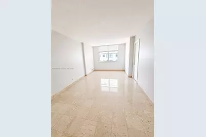 6039 Collins Ave #516, Miami Beach, FL 33140 - Photo 4
