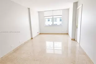 6039 Collins Ave, Miami Beach, FL 33140 - Photo 4