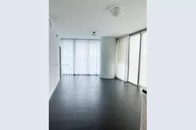 888 Biscayne Blvd #3701, Miami, FL 33132 - Photo 4