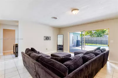 6620 NW 21st Ct, Sunrise, FL 33313 - Photo 8