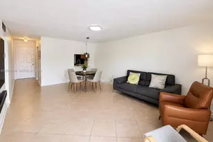 9651 SW 77th Ave, Miami, FL 33156 - Photo 2