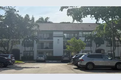 530 S Park Rd #28-11, Hollywood, FL 33021 - Photo 2
