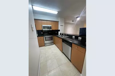 530 S Park Rd #28-11, Hollywood, FL 33021 - Photo 10
