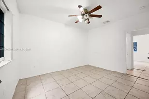6900 NW 179th St, Hialeah, FL 33015 - Photo 20