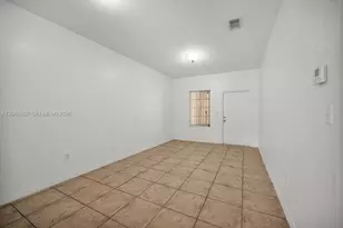 6900 NW 179th St, Hialeah, FL 33015 - Photo 8