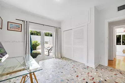 1042 Sorolla Ave, Coral Gables, FL 33134 - Photo 38