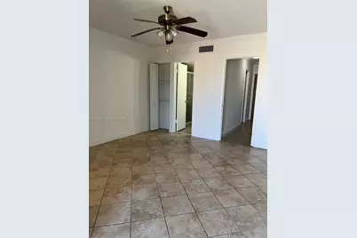 9210 Fontainebleau Blvd #506, Miami, FL 33172 - Photo 12