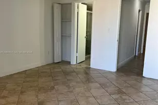 9210 Fontainebleau Blvd, Miami, FL 33172 - Photo 12