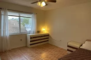 18849 NW 78th Pl, Hialeah, FL 33015 - Photo 10