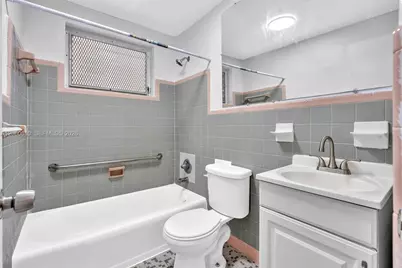 934 Meridian Ave #7, Miami Beach, FL 33139 - Photo 12