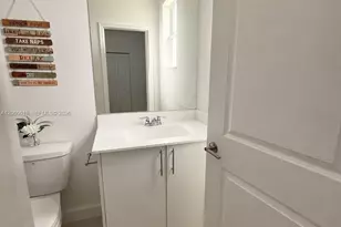 126 SE 11th Ct, Florida City, FL 33034 - Photo 16