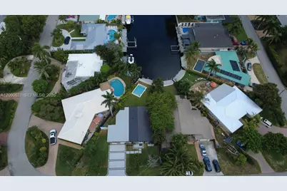 2416 NE 19th Ter, Wilton Manors, FL 33305 - Photo 22
