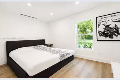2416 NE 19th Ter, Wilton Manors, FL 33305 - Photo 12