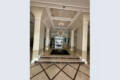701 Brickell Key Blvd #1808, Miami, FL 33131 - Photo 2