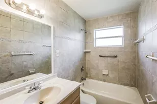 4896 NW 6th Ct, Plantation, FL 33317 - Photo 16