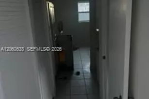 215 NE 27th St, Miami, FL 33137 - Photo 2