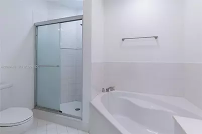 5622 NW 112th Ct, Doral, FL 33178 - Photo 32