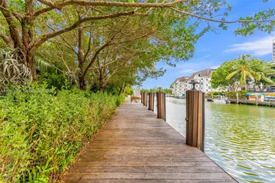 6840 Sunrise Pl, Coral Gables, FL 33133 - Photo 48