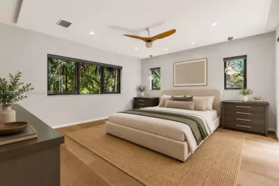 6840 Sunrise Pl, Coral Gables, FL 33133 - Photo 20