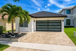 17677 SW 32nd St, Miramar, FL 33029 - Photo 2